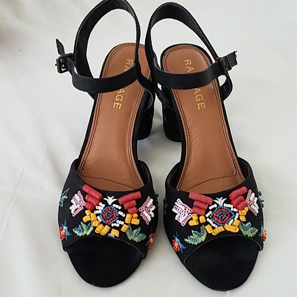 Rampage Wynne Black Bead Sandals